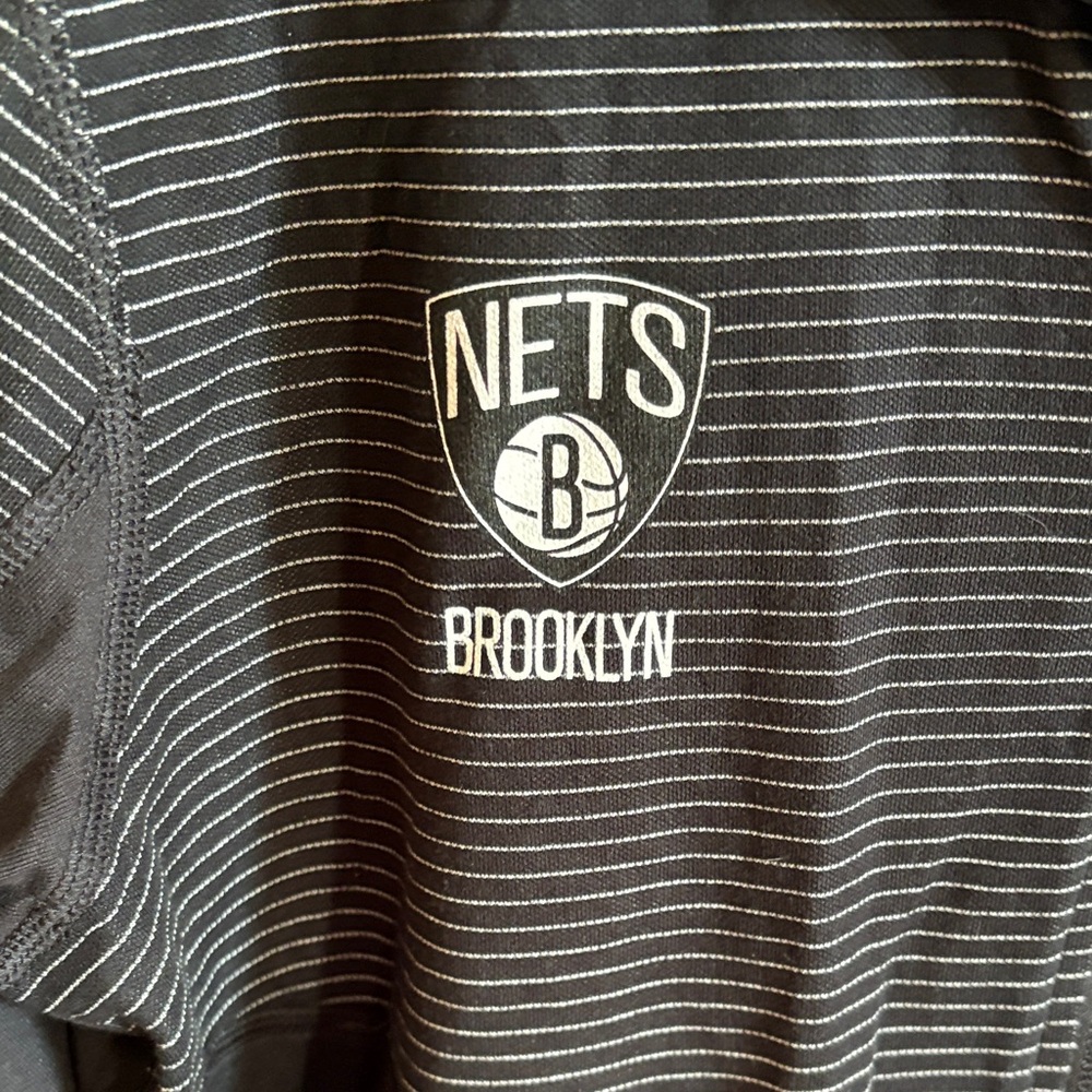 Brooklyn Nets Adidas Women's Black Lightweight Jacket - Picture 5 of 9